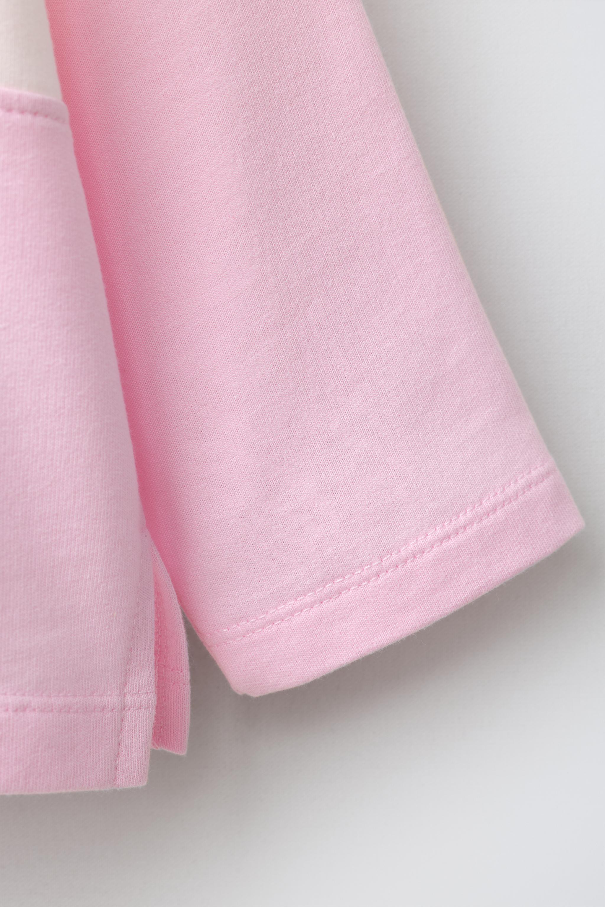 EMBROIDERED HEART COLLAR POLO